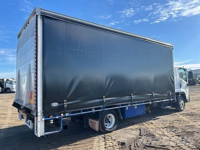 Isuzu FRR 600 Pressukapelli kuorma-autot