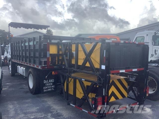 Isuzu FTR Tienhoitoautot