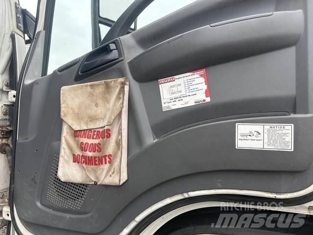 Isuzu FVR950M Pressukapelli kuorma-autot