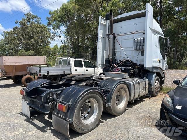 Iveco Stralis Vetopöytäautot