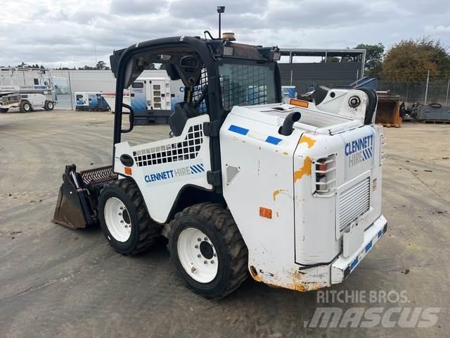 JCB 135 HD Liukuohjatut kuormaajat