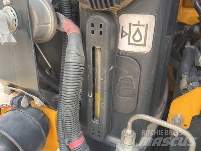 JCB 135 HD Liukuohjatut kuormaajat