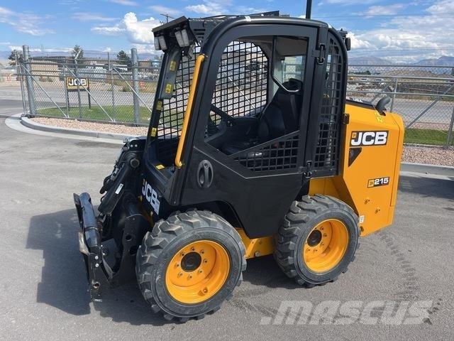 JCB 215 Liukuohjatut kuormaajat
