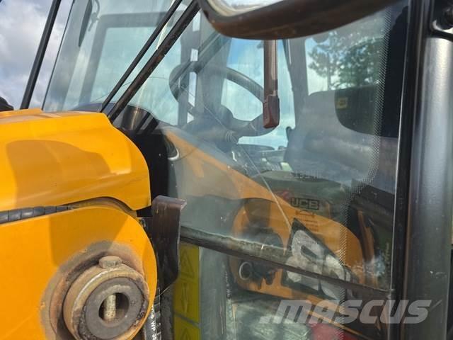 JCB 3CX Kaivurikuormaajat