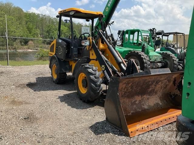 JCB 407 Pyöräkuormaajat