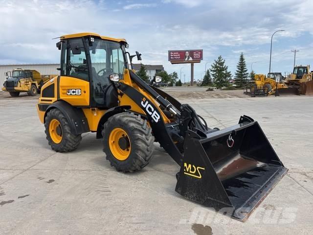 JCB 409 Pyöräkuormaajat