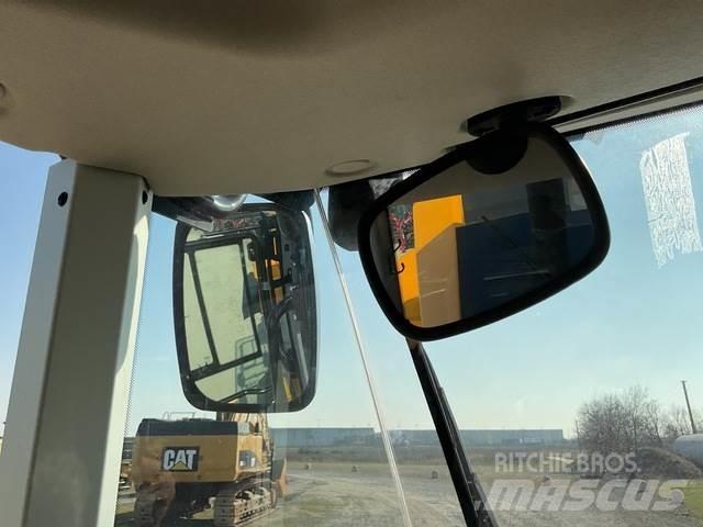 JCB 411 S5 HT Pyöräkuormaajat