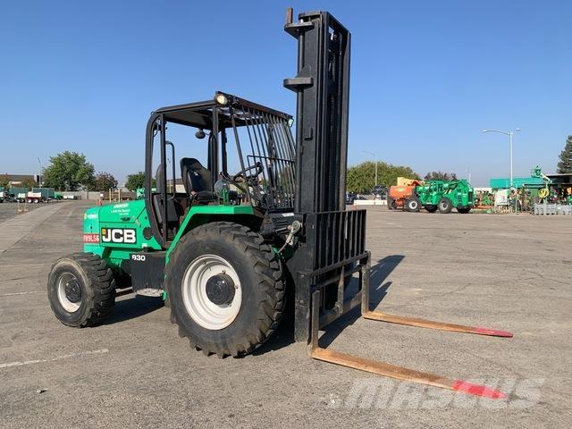 JCB 930 Maastotrukit