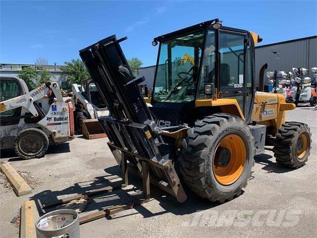 JCB 930-4 Maastotrukit