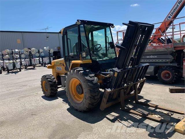 JCB 930-4 Maastotrukit
