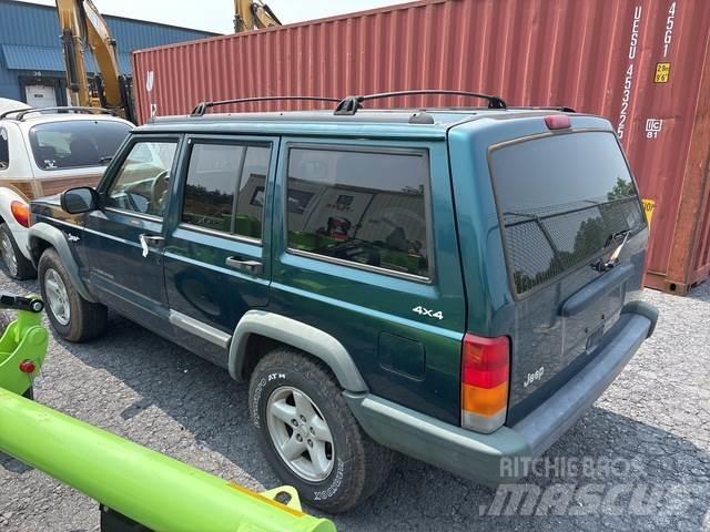 Jeep Cherokee Henkilöautot