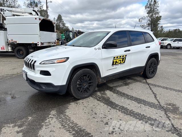 Jeep Cherokee Henkilöautot