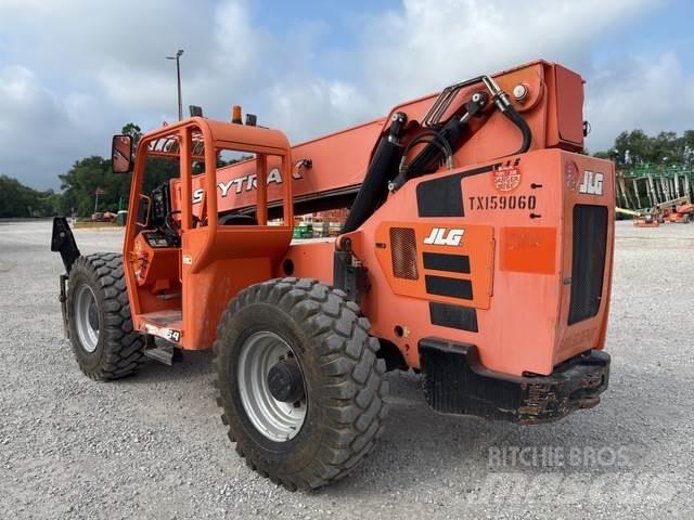 JLG 10054 Kurottajat