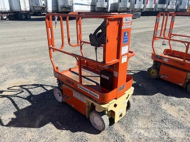 JLG 1230ES Henkilönostimet ja nostolaitteet