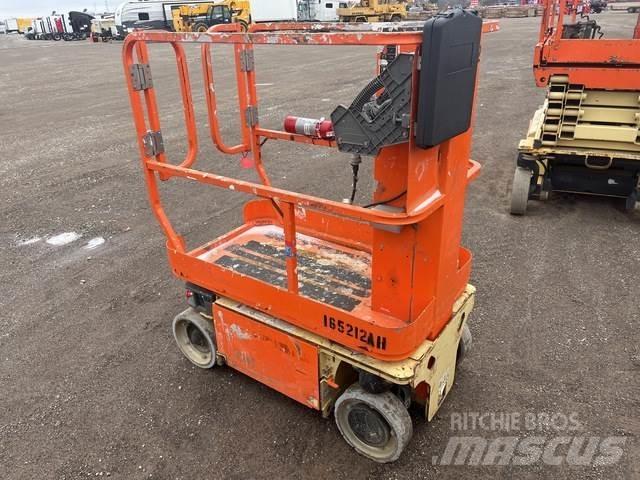 JLG 1230ES Henkilönostimet ja nostolaitteet