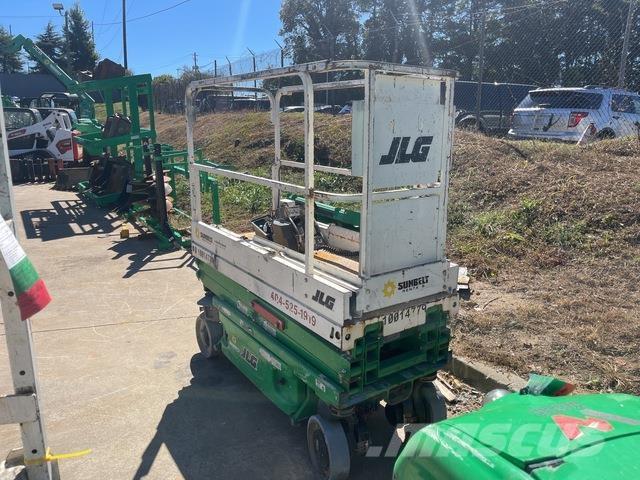 JLG 1930ES Saksilavat