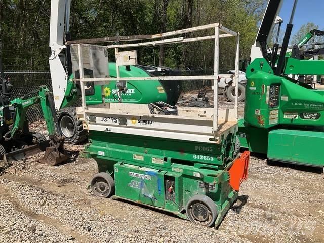 JLG 1932RS Saksilavat