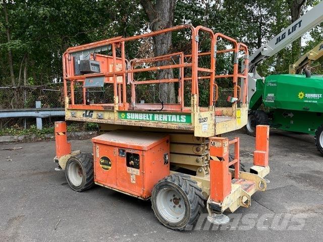 JLG 260 MRT Saksilavat