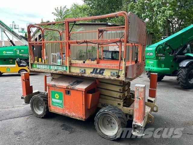 JLG 260 MRT Saksilavat