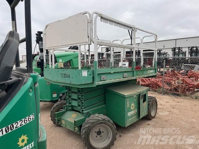 JLG 260MRT Saksilavat