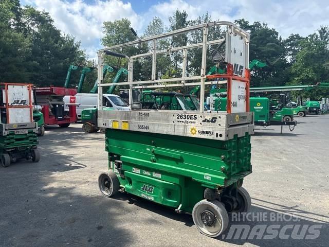 JLG 2630ES Saksilavat