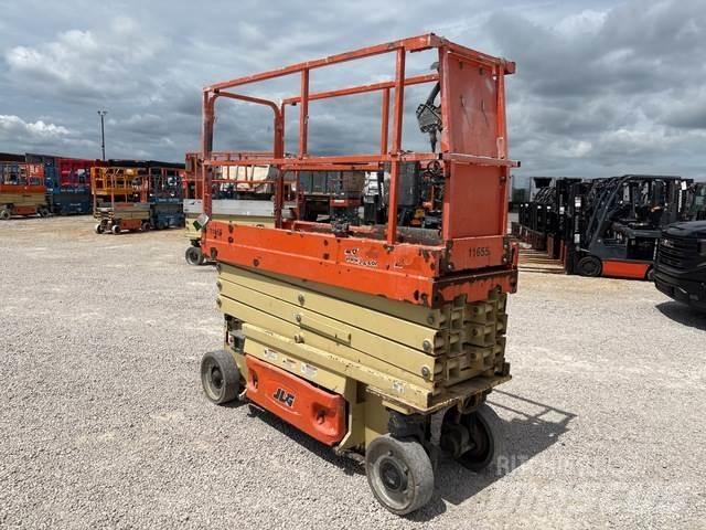 JLG 2632ES Saksilavat