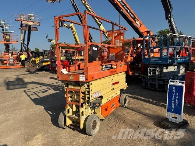 JLG 2632ES Saksilavat