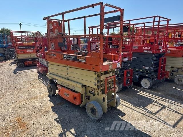 JLG 2632ES Saksilavat