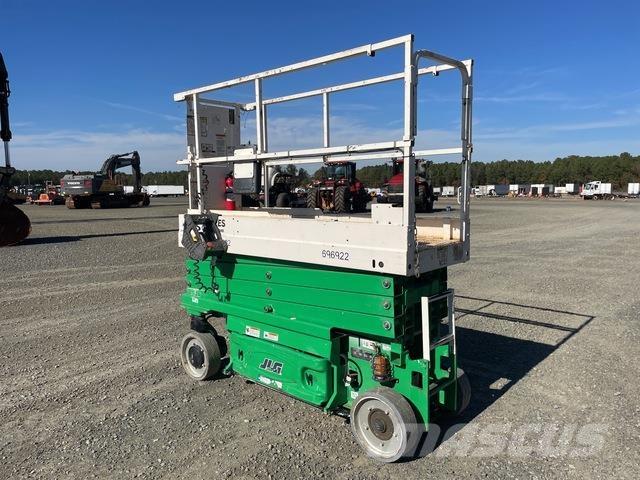 JLG 2632ES Saksilavat