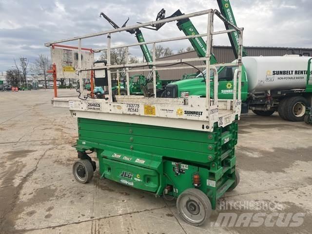 JLG 2646ES Saksilavat