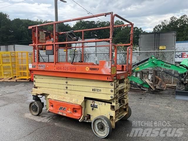 JLG 2646ES Saksilavat