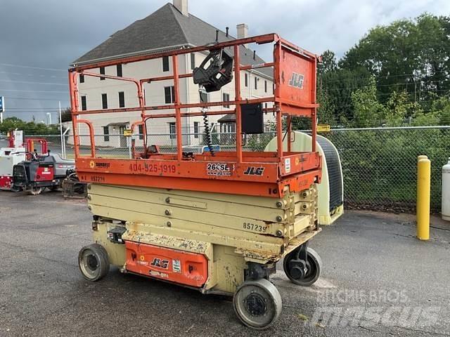 JLG 2646ES Saksilavat