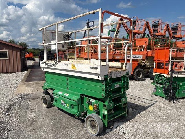 JLG 2646ES Saksilavat