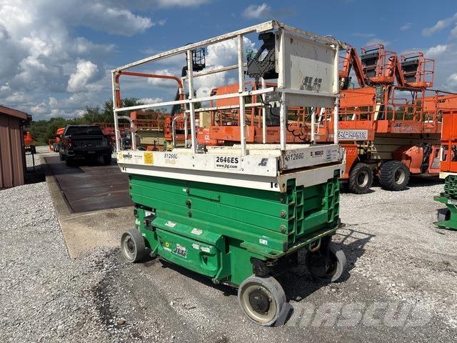 JLG 2646ES Saksilavat