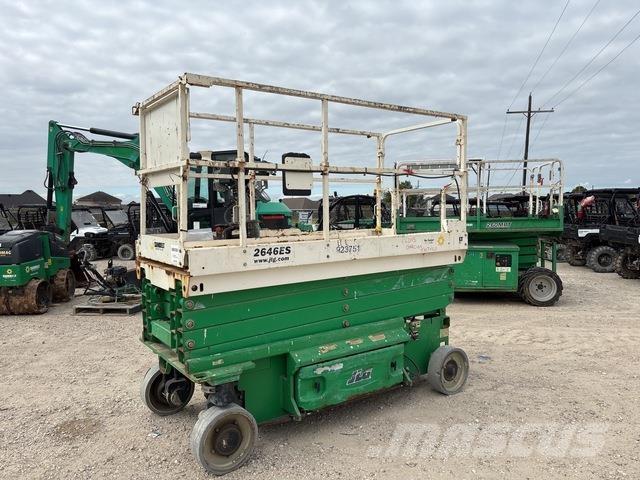 JLG 2646ES Saksilavat