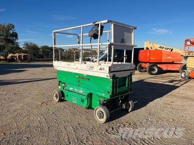 JLG 2646ES Saksilavat