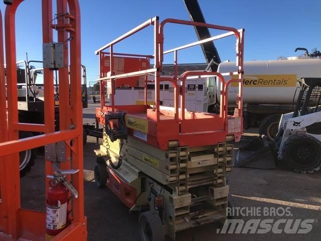 JLG 3246ES Saksilavat