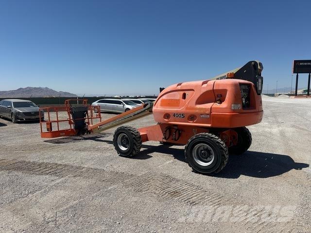 JLG 400S Teleskooppipuominostimet
