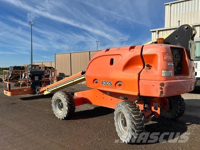 JLG 400S Teleskooppipuominostimet