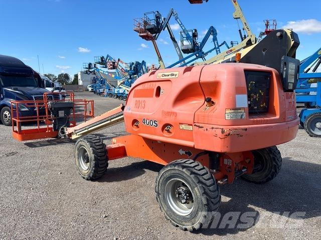 JLG 400S Teleskooppipuominostimet