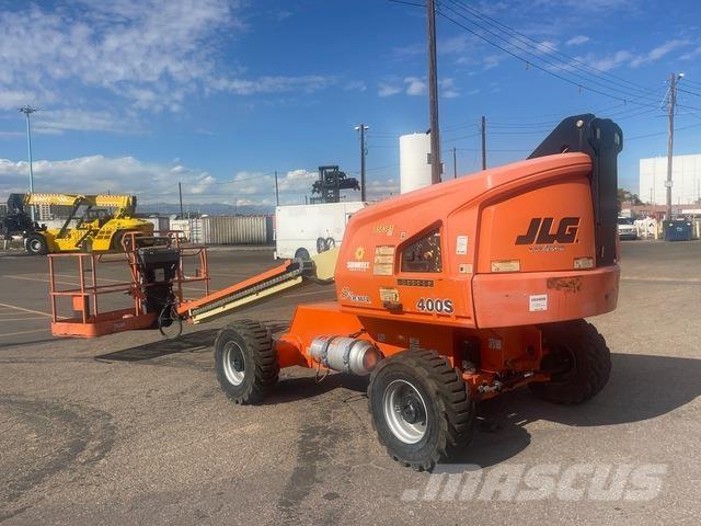 JLG 400S Teleskooppipuominostimet