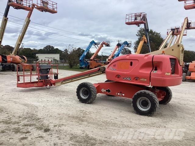 JLG 400S Teleskooppipuominostimet