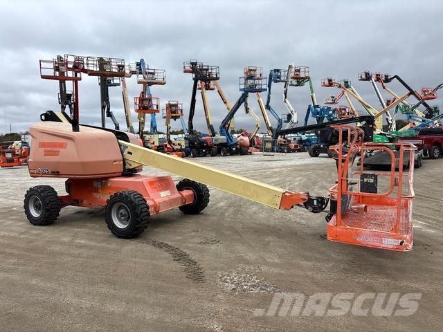JLG 400S Teleskooppipuominostimet