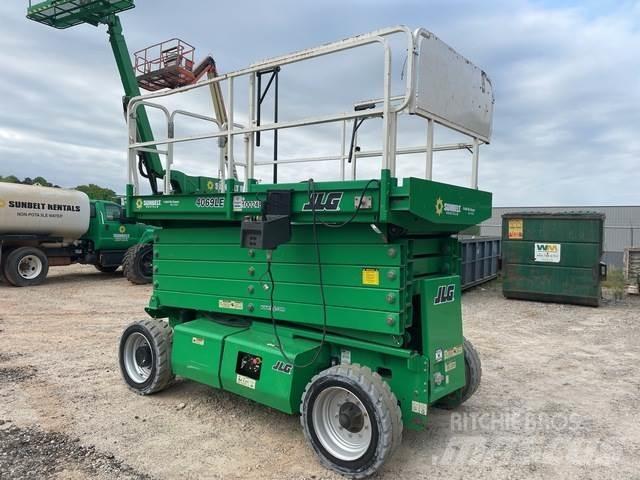 JLG 4069LE Saksilavat