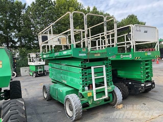 JLG 4069LE Saksilavat