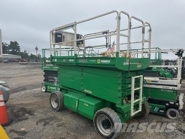 JLG 4069LE Saksilavat