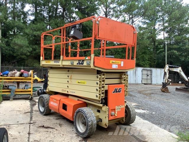 JLG 4069LE Saksilavat