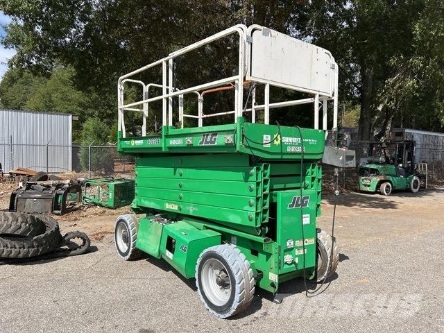 JLG 4069LE Saksilavat