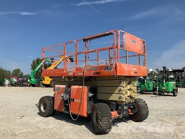 JLG 430LRT Saksilavat