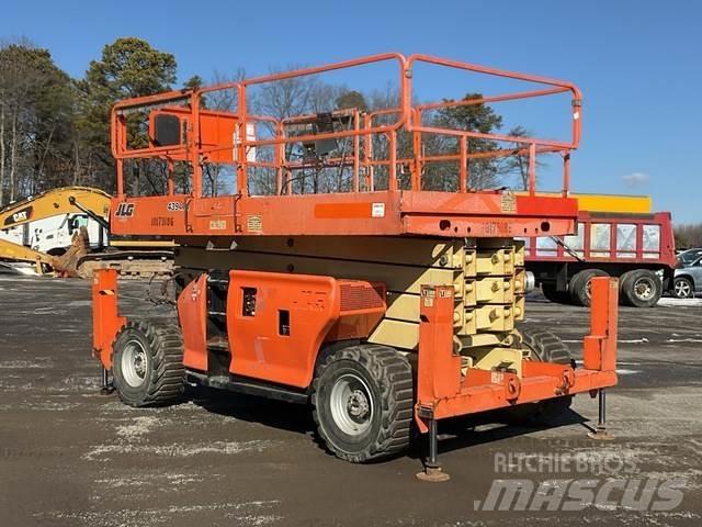 JLG 4394RT Saksilavat
